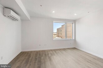 1229 N Front St in Philadelphia, PA - Building Photo - Building Photo