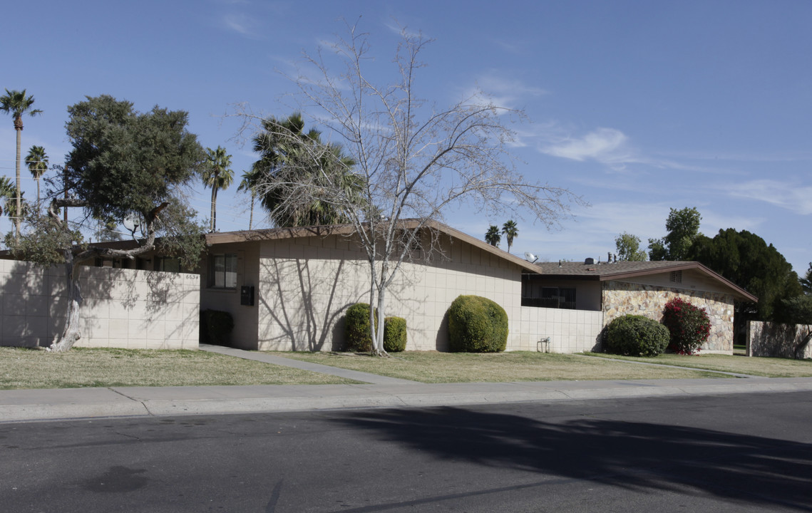 6634 E Avalon Dr in Scottsdale, AZ - Building Photo