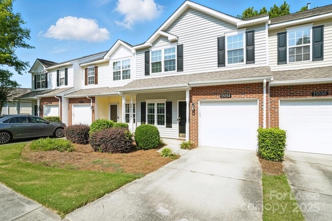 15554 Stronvar House Ln in Charlotte, NC - Building Photo - Building Photo
