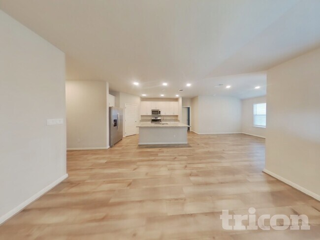 5723 Jayden Pass in Saint Hedwig, TX - Foto de edificio - Building Photo