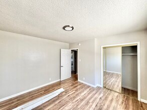 10910 S Avalon Blvd in Los Angeles, CA - Building Photo - Building Photo