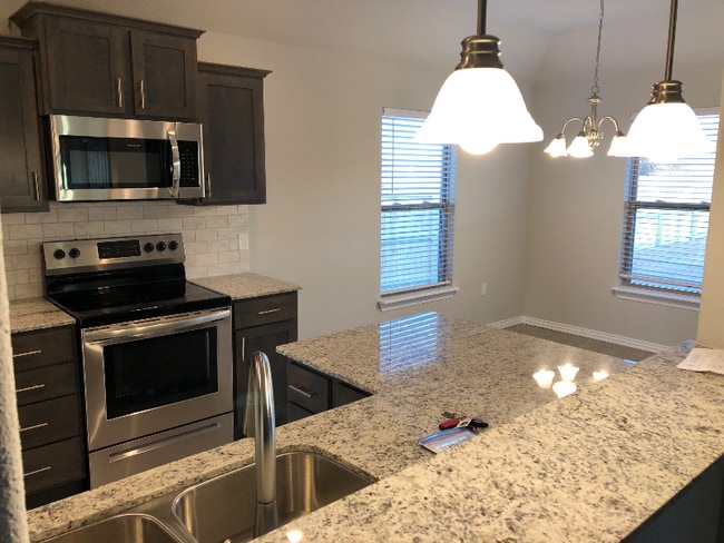 4192 W Anthem Dr in Fayetteville, AR - Building Photo - Building Photo