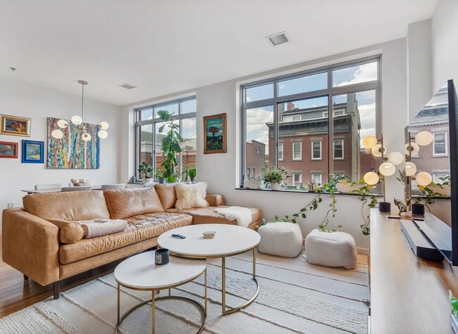 property at 25 McWilliams Pl