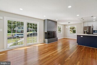 5953 Lowell Ave in Alexandria, VA - Building Photo - Building Photo