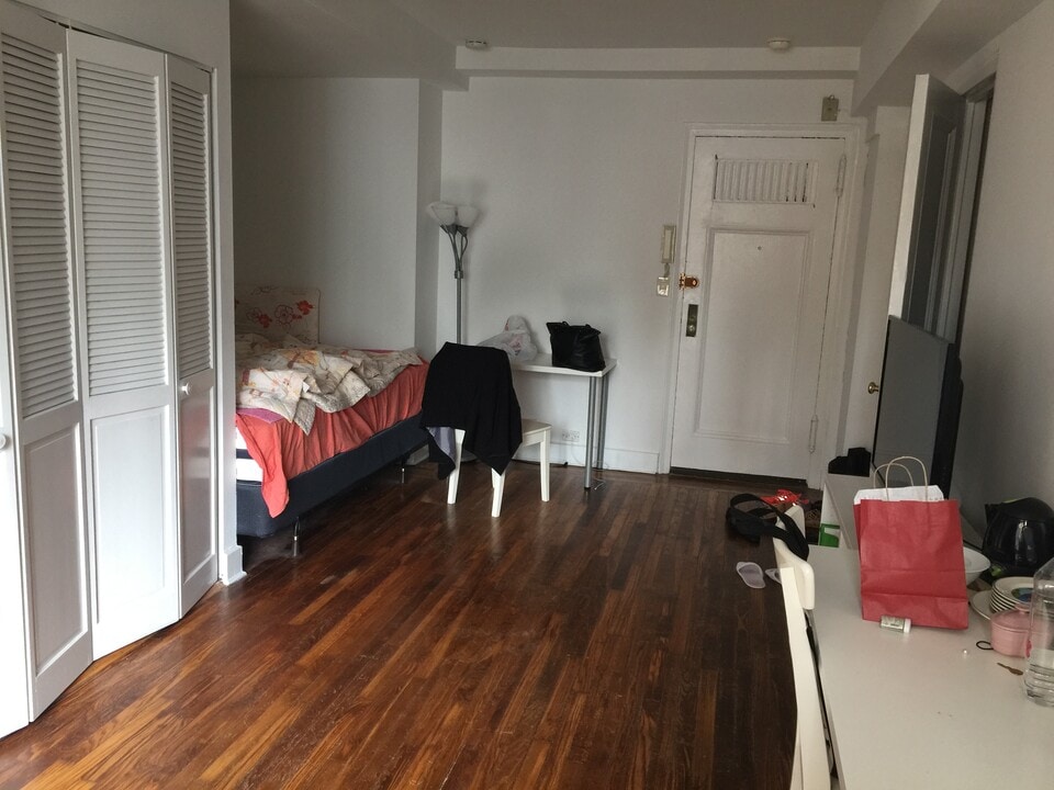 45 Tudor City Pl in New York, NY - Building Photo