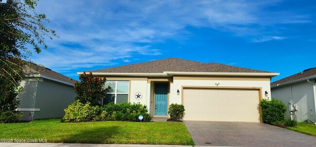 property at 2112 Live Oak Lake Rd
