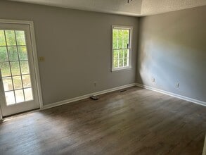 121 Winthrop Way in Athens, GA - Building Photo - Building Photo