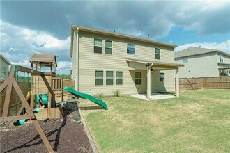 103 Northridge Dr in Dallas, GA - Foto de edificio - Building Photo