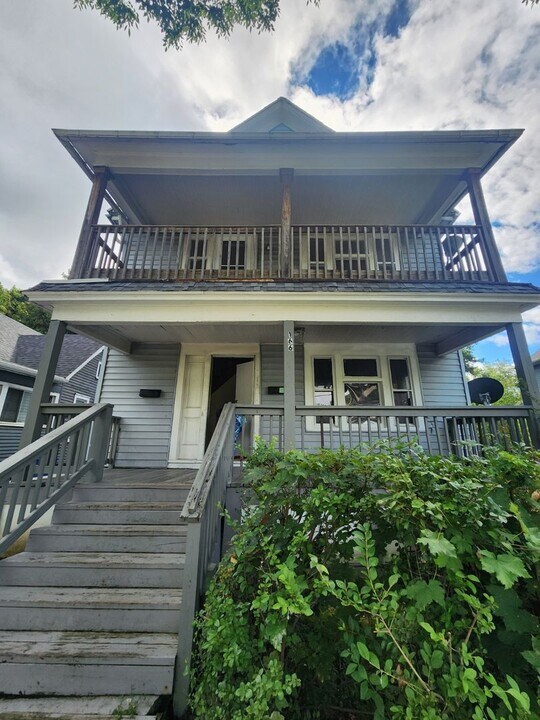 166 Lincoln St in Rochester, NY - Building Photo
