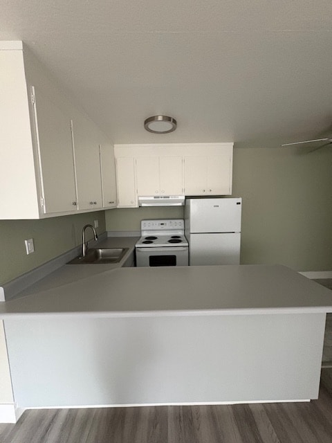 303 Lee St in Oakland, CA - Foto de edificio - Building Photo