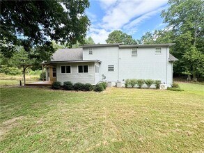 282 Amazing Wy in Dalton, GA - Building Photo - Building Photo