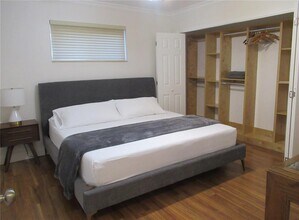 1118 N 46th Ave in Hollywood, FL - Foto de edificio - Building Photo