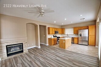 2322 Heavenly Lights Ave in Las Vegas, NV - Building Photo - Building Photo