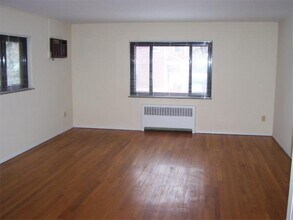 545 Howell Ave, Unit 6 in Cincinnati, OH - Foto de edificio - Building Photo