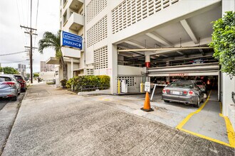 1125 Young St in Honolulu, HI - Building Photo - Building Photo