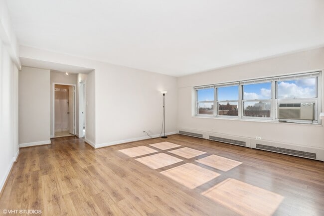 4960 N Marine Dr in Chicago, IL - Building Photo - Building Photo