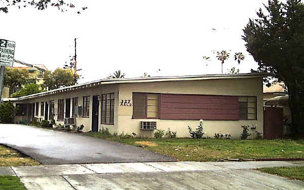 327 Western Ave in Glendale, CA - Building Photo - Building Photo