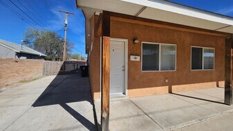 5401 Alice Ave NE in Albuquerque, NM - Building Photo