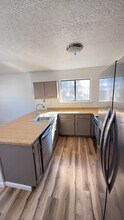5301 Camino Montano NE in Albuquerque, NM - Building Photo - Building Photo