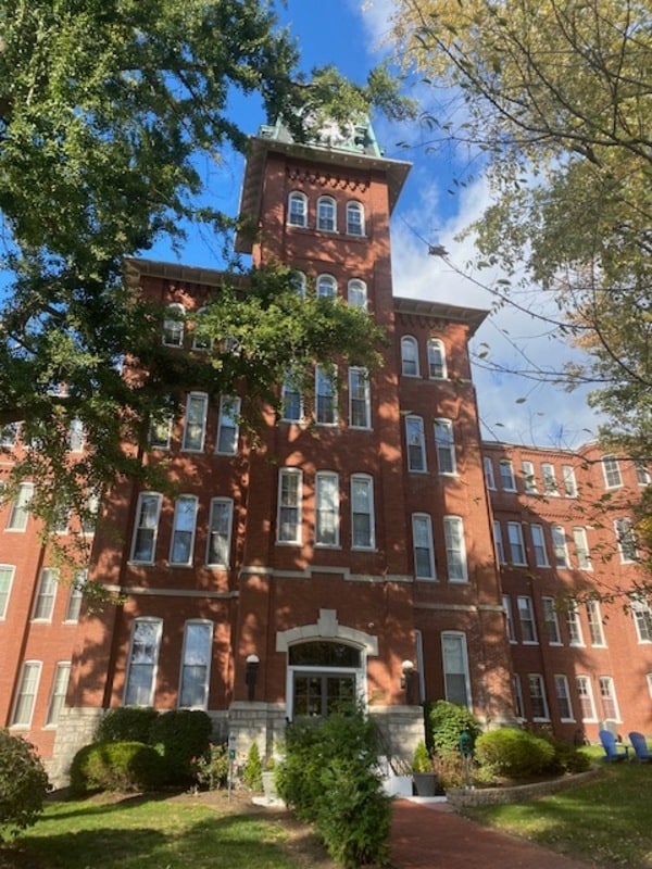 property at 917 Columbia Ave