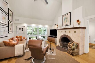 3950 Hardie Ave in Miami, FL - Building Photo - Building Photo