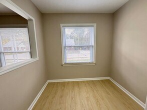 23756 Brittany Ave in Eastpointe, MI - Building Photo - Building Photo