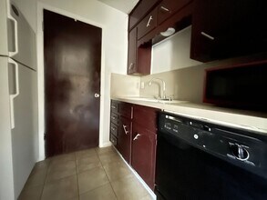 2211 Wheeler Ave in Killeen, TX - Building Photo - Building Photo