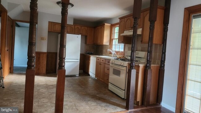 6 Cedar Creek Dr in Clementon, NJ - Building Photo - Building Photo