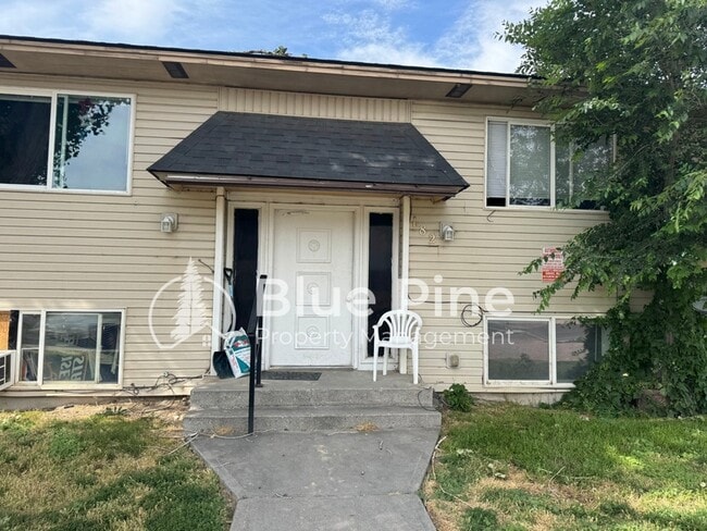 property at 182 Adams St