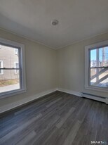 21 Lewiston Ave in Windham, CT - Building Photo