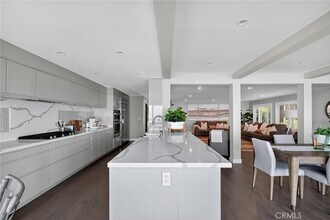 865 Quivera St in Laguna Beach, CA - Building Photo - Building Photo