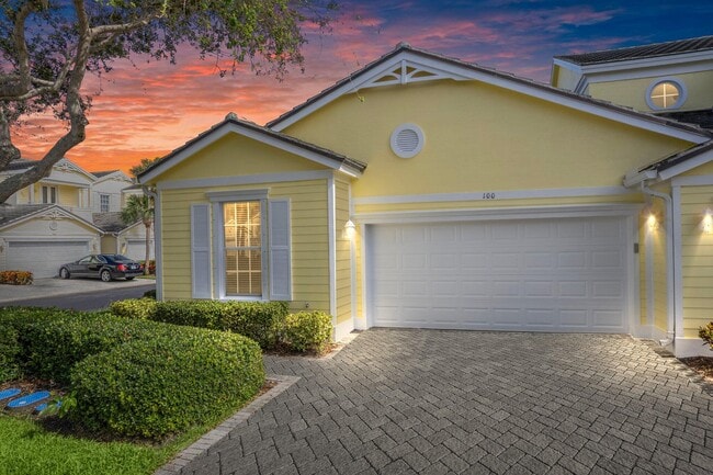 100 Shelley Ln in Fort Pierce, FL - Building Photo - Building Photo