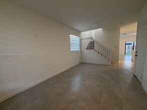 286 SW 159th Dr in Pembroke Pines, FL - Building Photo - Building Photo