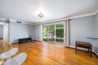 1209 Island Dr in Ann Arbor, MI - Building Photo - Building Photo