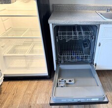 203 Golden Pond Ave in Oak Grove, KY - Building Photo - Building Photo