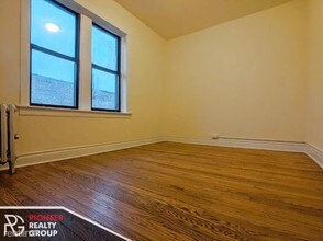 1534 N Kedzie Ave-Unit -1534-3G, in Chicago, IL - Building Photo - Building Photo