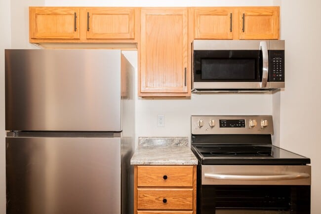 property at 107 Walnut St