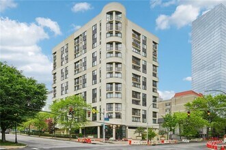 10 Cottage Pl in White Plains, NY - Foto de edificio - Building Photo