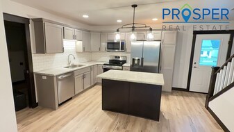 335 E 3rd Ave in Stanley, WI - Building Photo