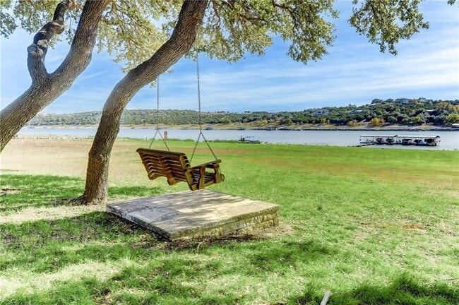 20904 Waterside Dr in Lago Vista, TX - Building Photo - Building Photo