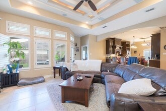 2020 Queens Ave in McAllen, TX - Building Photo - Building Photo