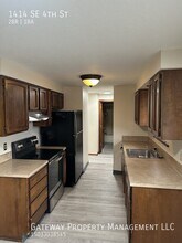 1414 SE 4th St in Gresham, OR - Building Photo - Building Photo