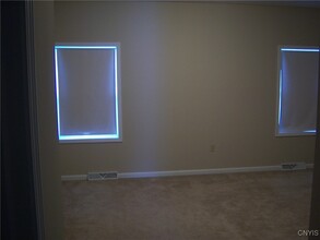 5598 St Elmos Dr in Brewerton, NY - Building Photo - Building Photo