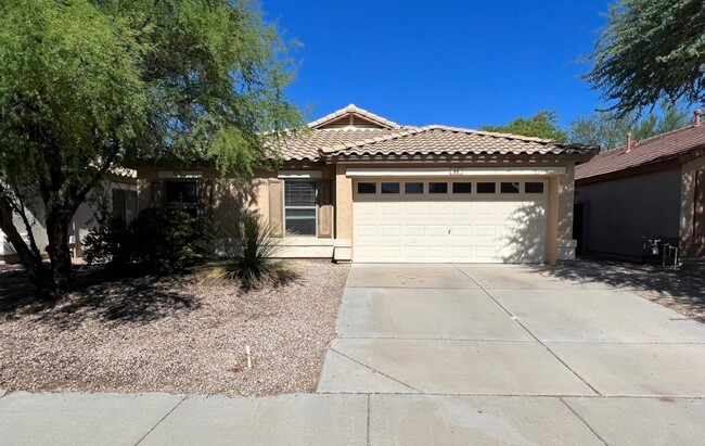 86 W Diamond Trl in San Tan Valley, AZ - Building Photo - Building Photo