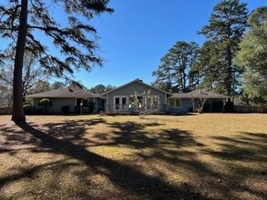2537 Stonegate Dr in Tallahassee, FL - Building Photo - Building Photo