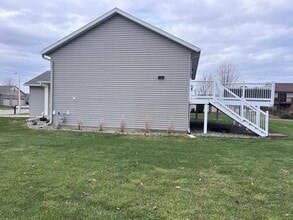 5445 Florence Dr NW in Rochester, MN - Building Photo - Building Photo