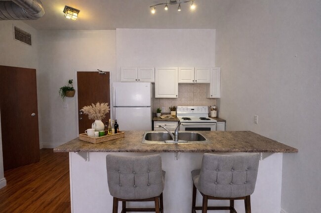 78 Dalhousie St in Brantford, ON - Building Photo - Building Photo