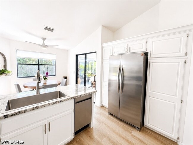 property at 27123 Kindlewood Ln
