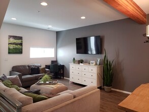 1711 Hooker St, Unit 5 in Denver, CO - Building Photo - Building Photo