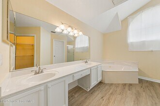 1050 Fieldstone Dr in Melbourne, FL - Building Photo - Building Photo